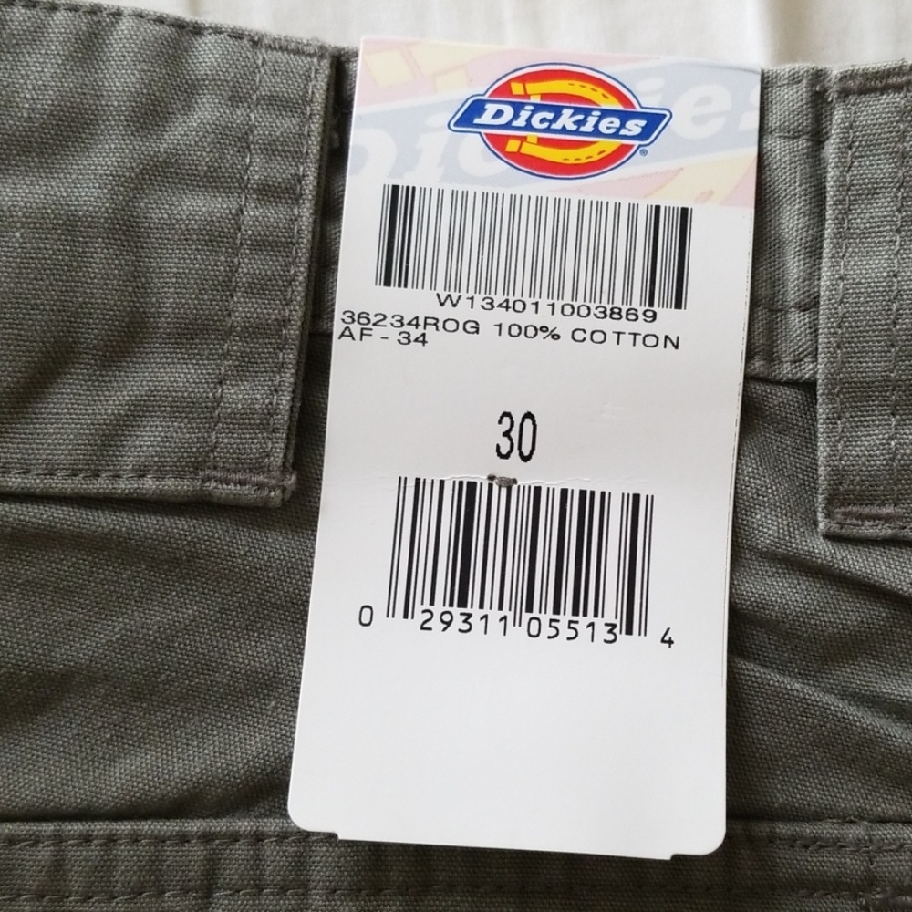 New Dickies Shorts - Picture 3 of 7